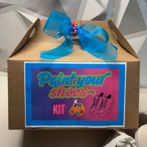 Paint Your Shoes Kit with Blue Ribbon